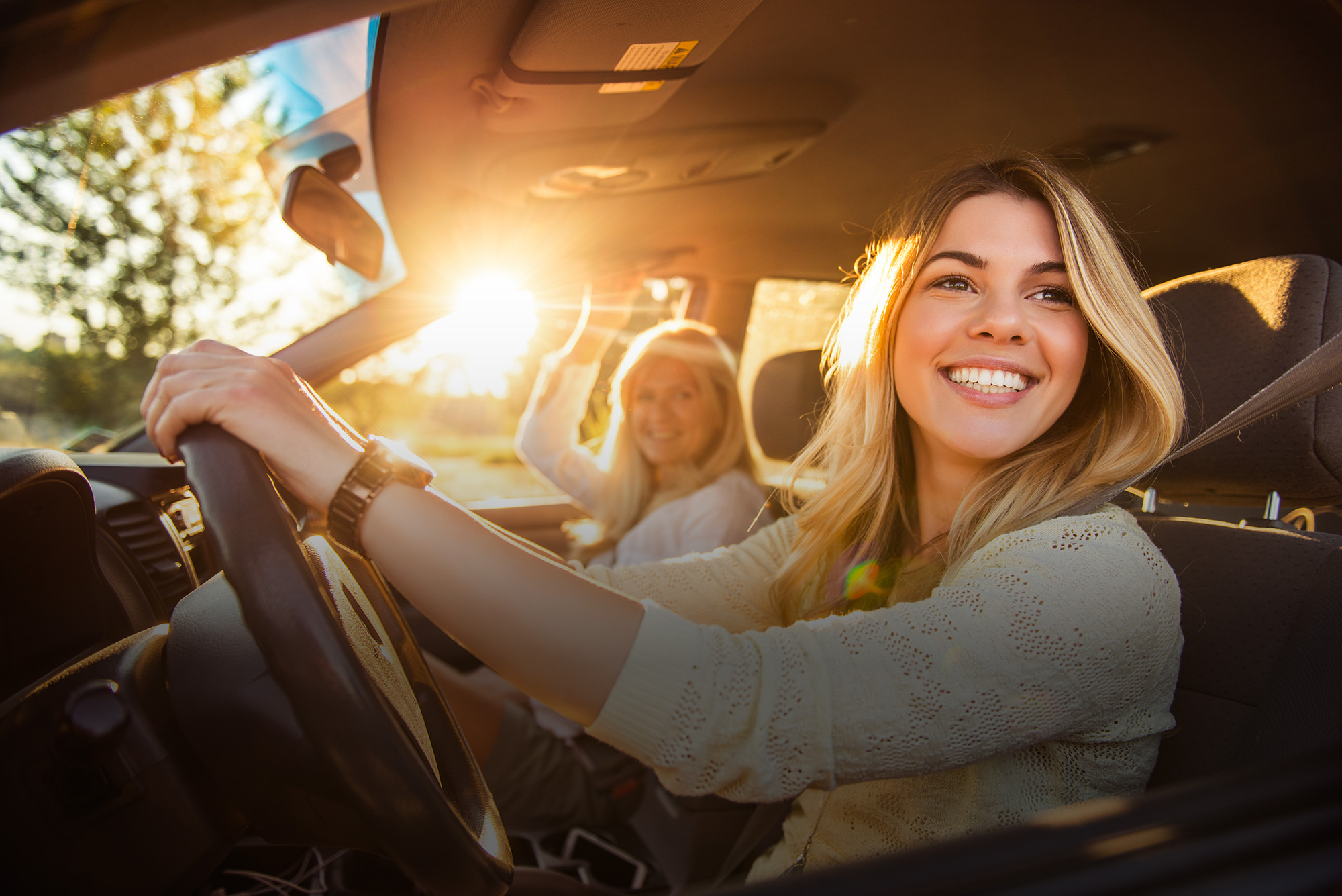 Auto Insurance with mother daughter car slider image